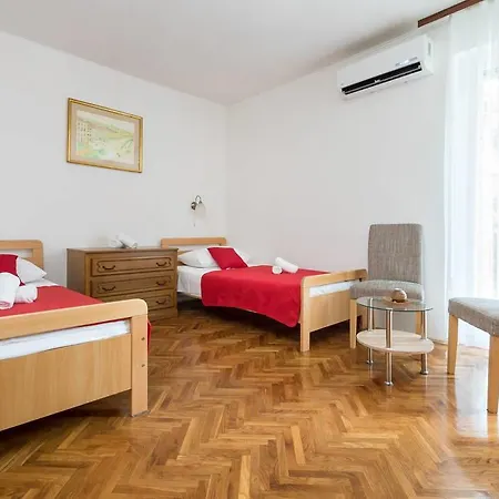 Apartman Poljud