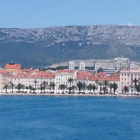 Apartman Poljud